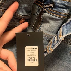 Fashion nova overalls